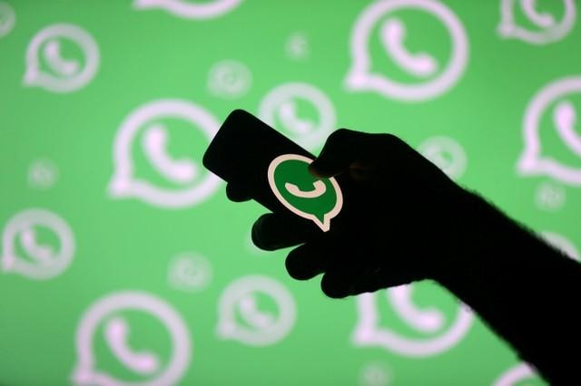 В работе WhatsApp, Facebook и Instagram произошел сбой