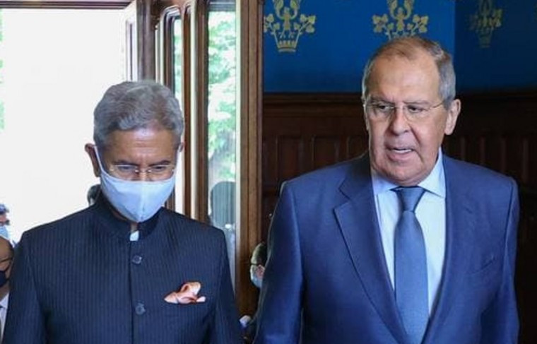 Талибы вторглись в переговоры Лаврова с главой МИД Индии