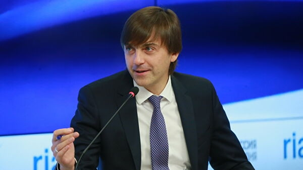 Кравцов: учителя РФ перестанут оказывать образовательные услуги