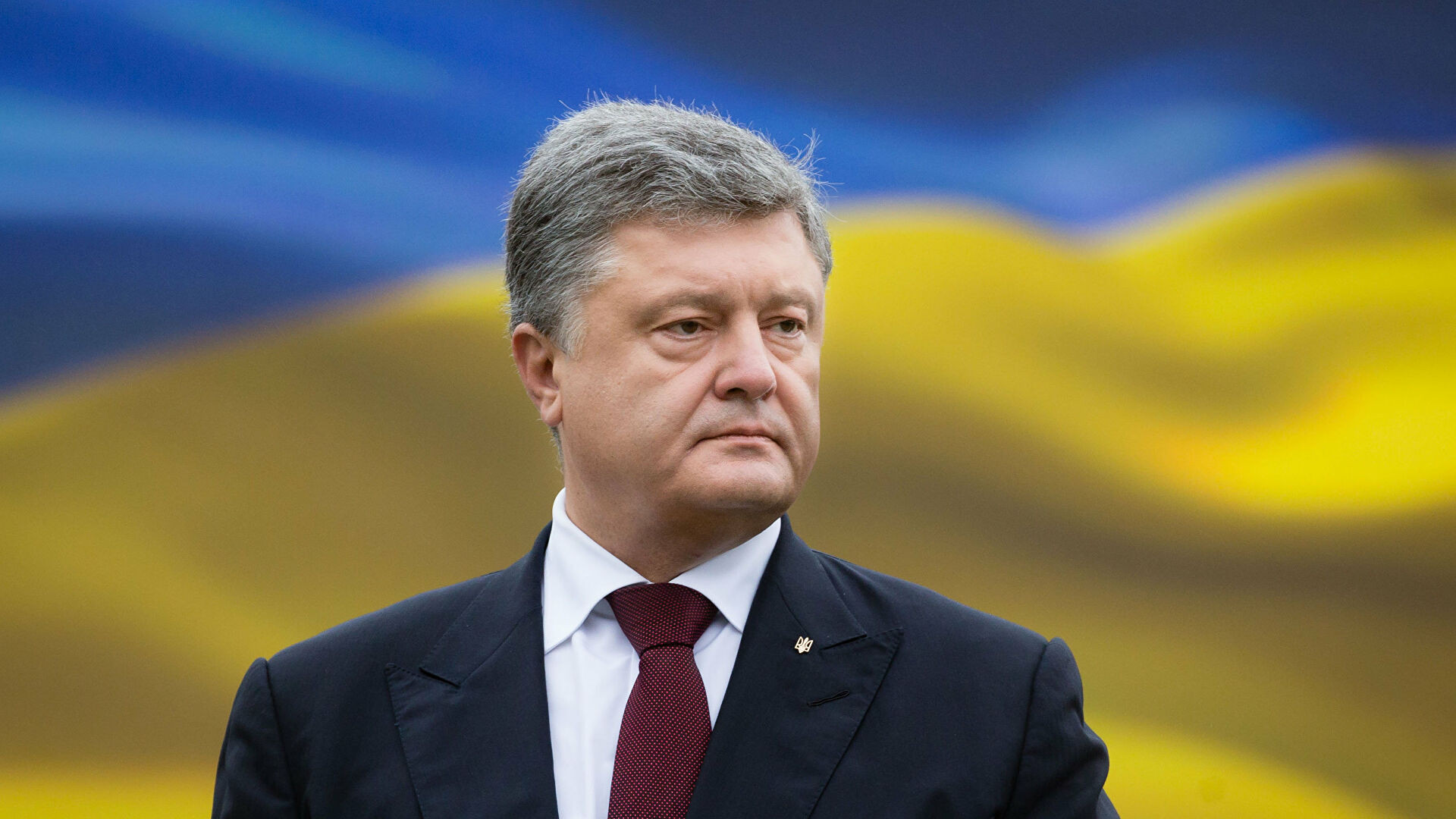 Порошенко попытались задержать в аэропорту Киева