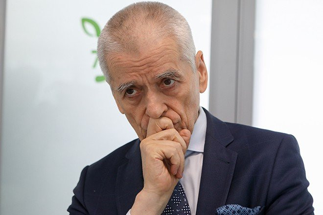 Онищенко допустил окончание пандемии COVID-19 к маю
