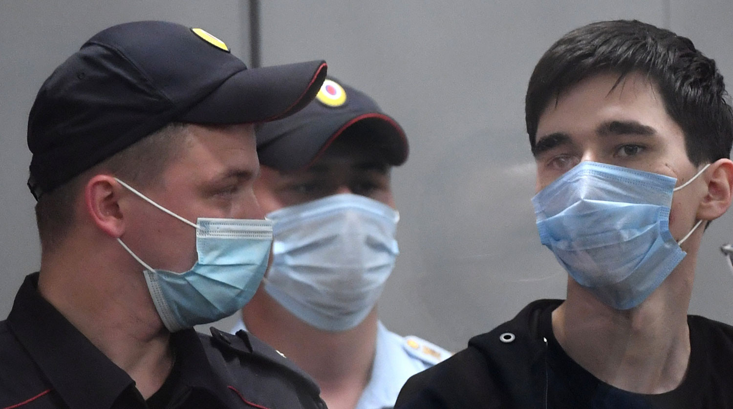 Напавший на школу в Казани попросил в СИЗО роман Стивена Кинга
