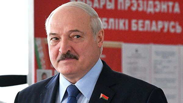 «После Путина с Навальным»: Лукашенко назвал условие переговоров с оппозицией