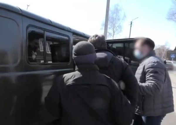 ФСБ задержала украинских националистов, планировавший акции устрашения в Барнауле