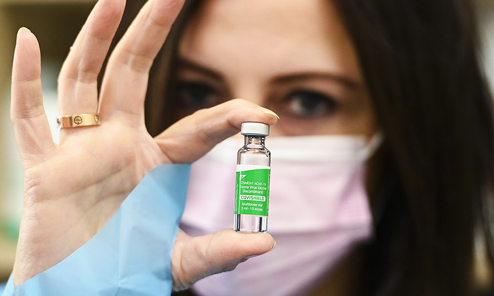 Европа продолжает отказываться от «оксфордской вакцины»