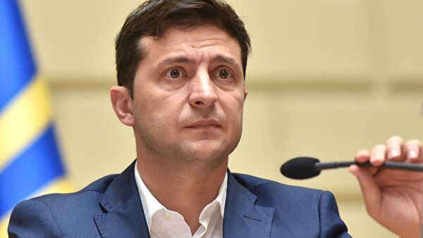 Зеленский потерял за осень 10% рейтинга