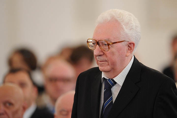 Тело вирусолога Иосифа Атабекова нашли в квартире на Ломоносовском проспекте