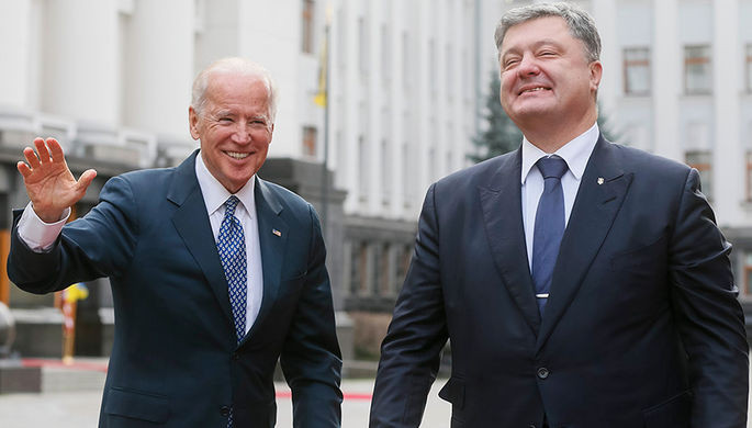 На Украине возбудили уголовные дела против Байдена и Порошенко