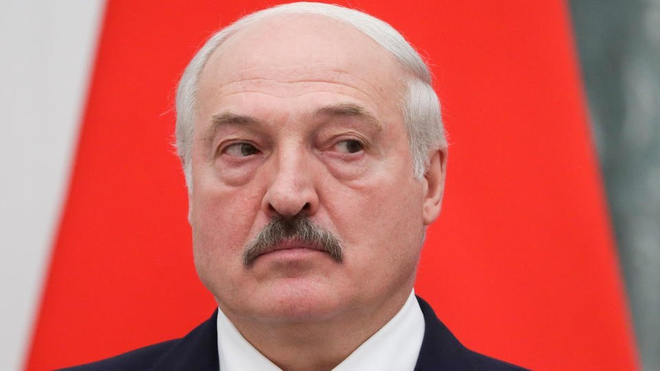 Лукашенко: организаторы мятежа в Казахстане желали ухудшить обстановку по периметру России