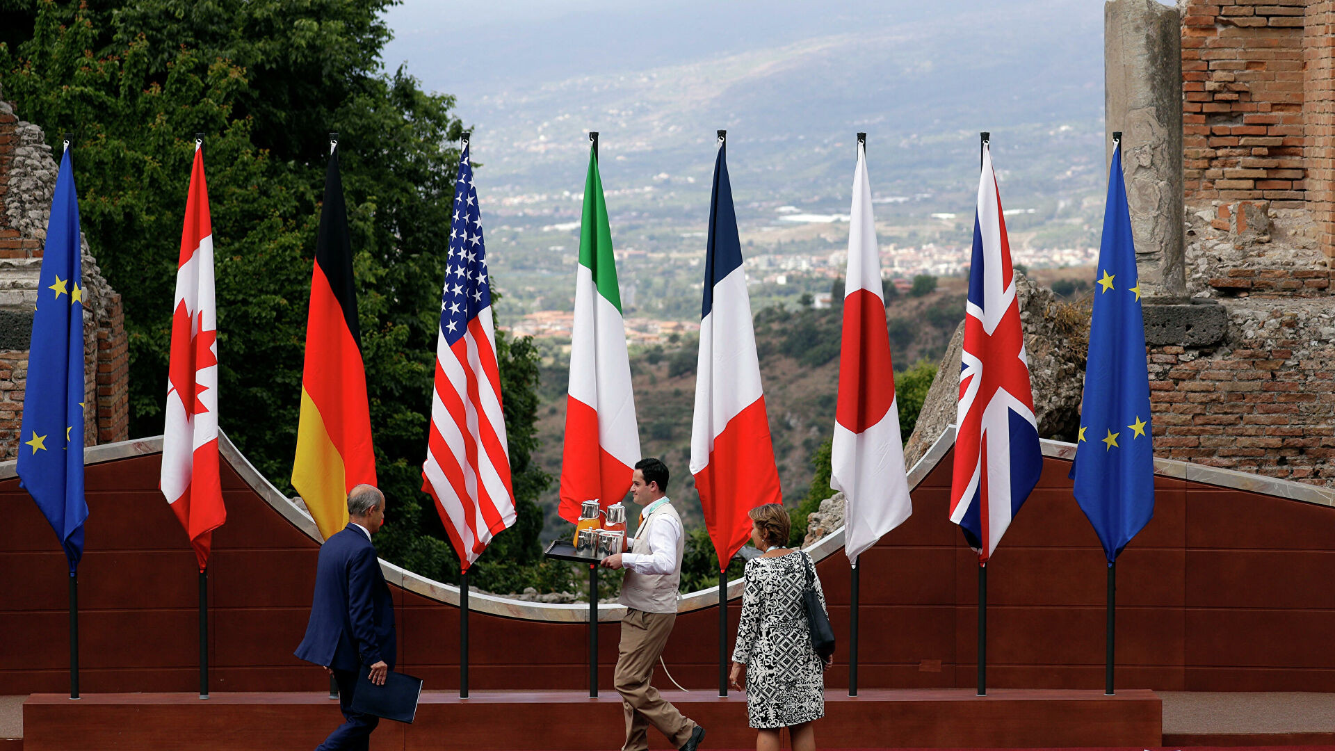 G7 пригрозила России жесткими мерами в случае вторжения на Украину