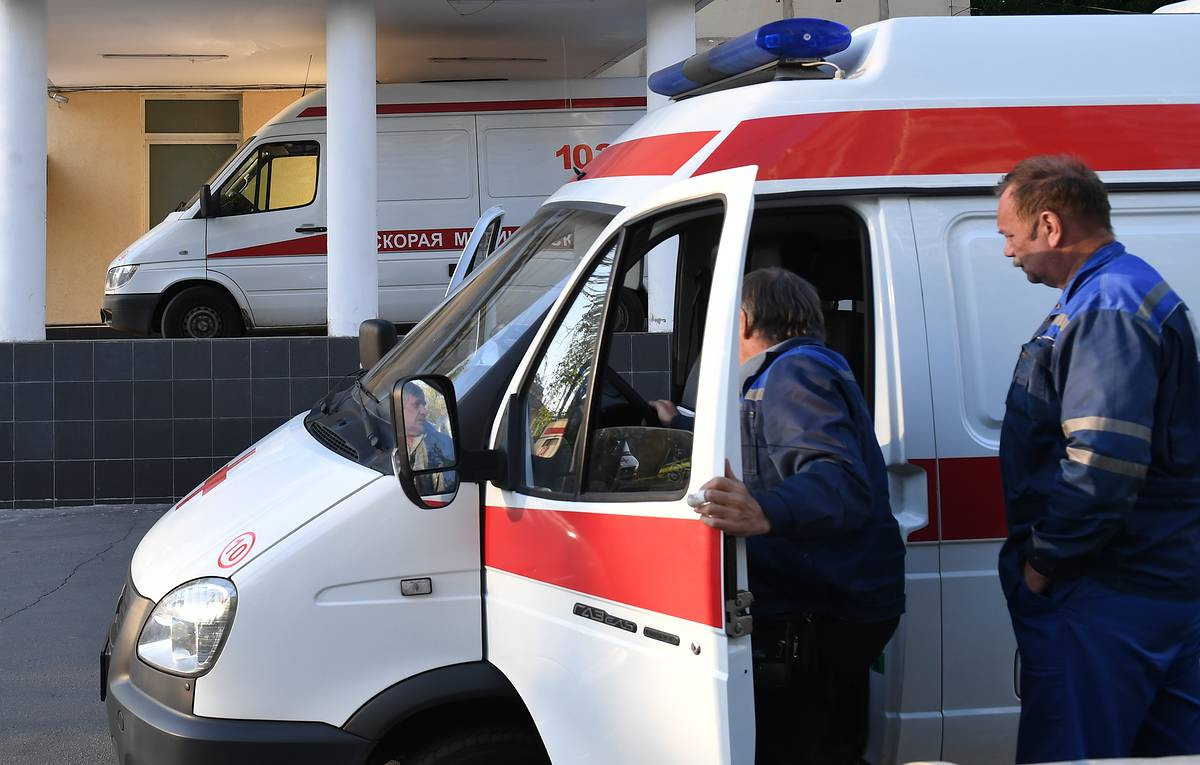 В больнице Заворотнюк покончил с собой медик