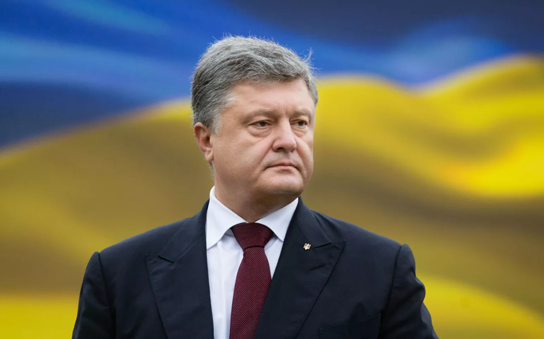 Возвращение Порошенко назвали спецоперацией «Разбуди президента»