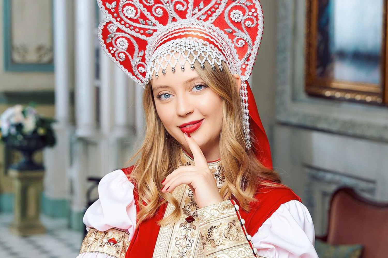 Многодетная мать из России признана самой красивой в мире