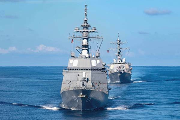 Лавров отреагировал на решение США отправить корабль в Черное море