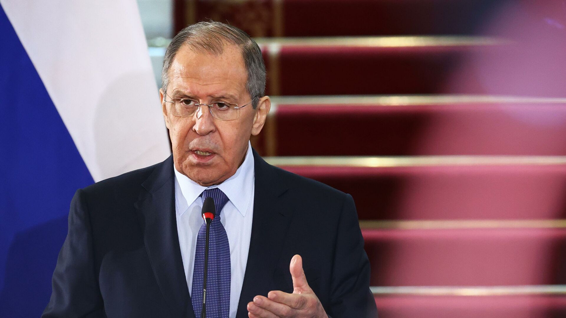 Лавров напомнил о договоре Путина и Макрона