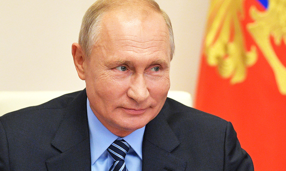 Путин пошутил про «еще один дворец»