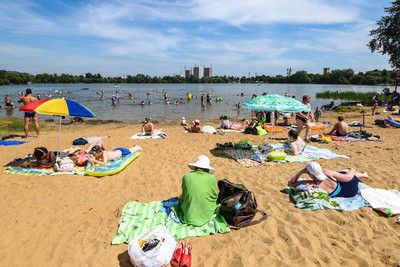 Погода в Москве: Экстренное предупреждение объявили в Москве из‑за жары
