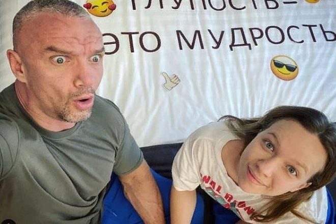 Избитый Епифанцевым режиссёр попал в больницу