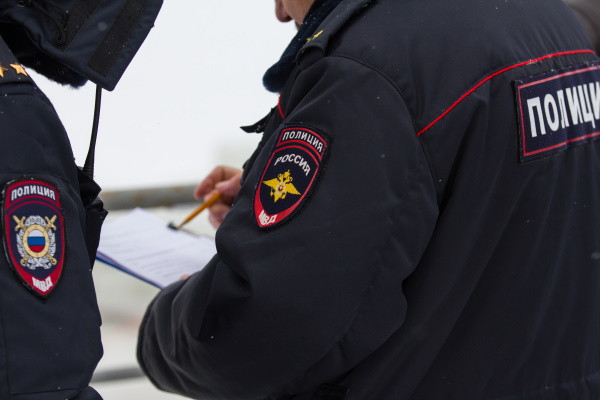 Суд арестовал облившего влюбленную пару серной кислотой в Петербурге