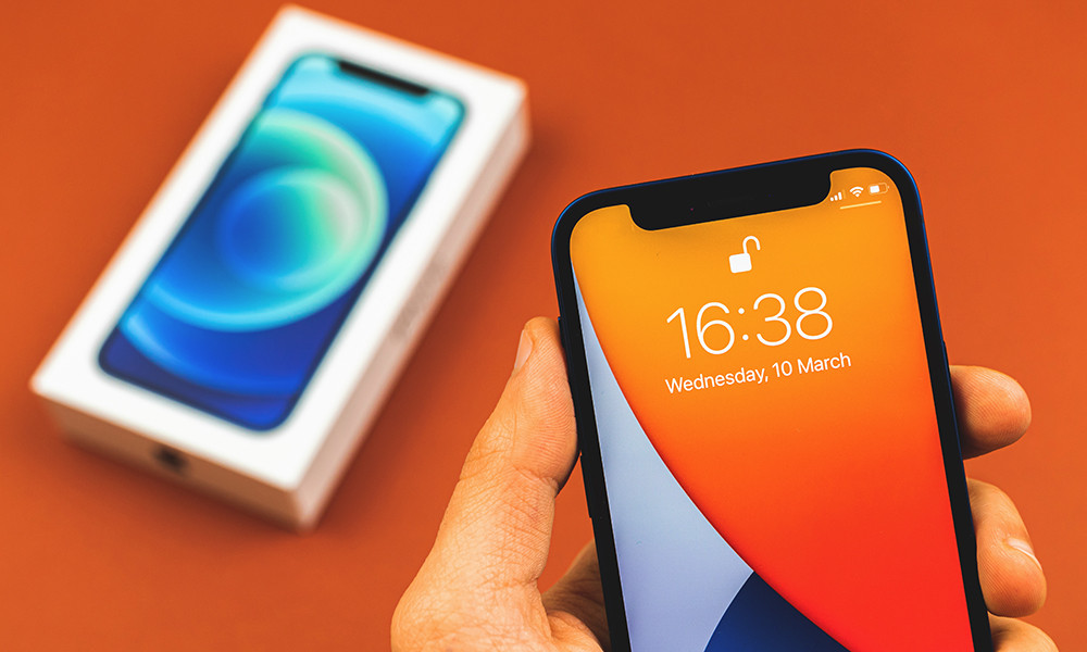 Во всех iPhone нашли неустранимую проблему