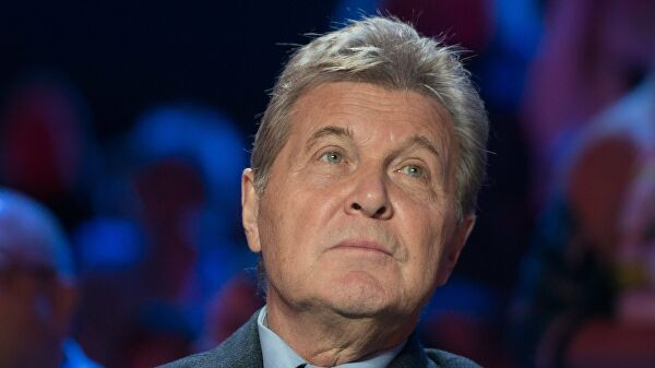 «Мощная стенокардия»: Лев Лещенко перенес четыре сердечных приступа после коронавируса