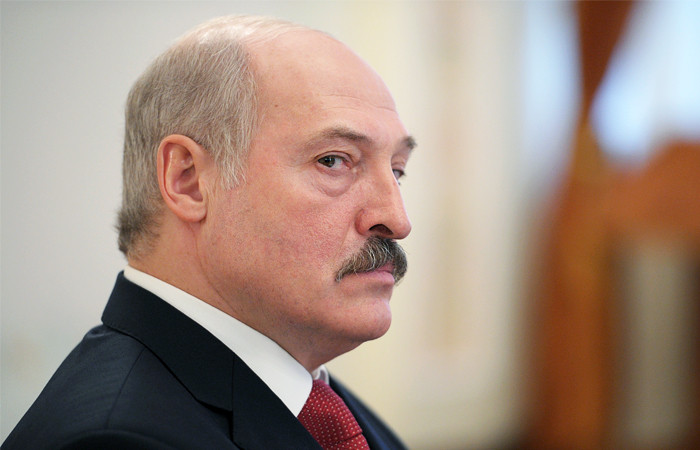 Лукашенко попросил Польшу пропустить беженцев в Германию