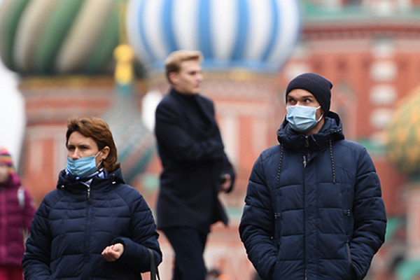 По всей России начались введенные из-за COVID-19 нерабочие дни