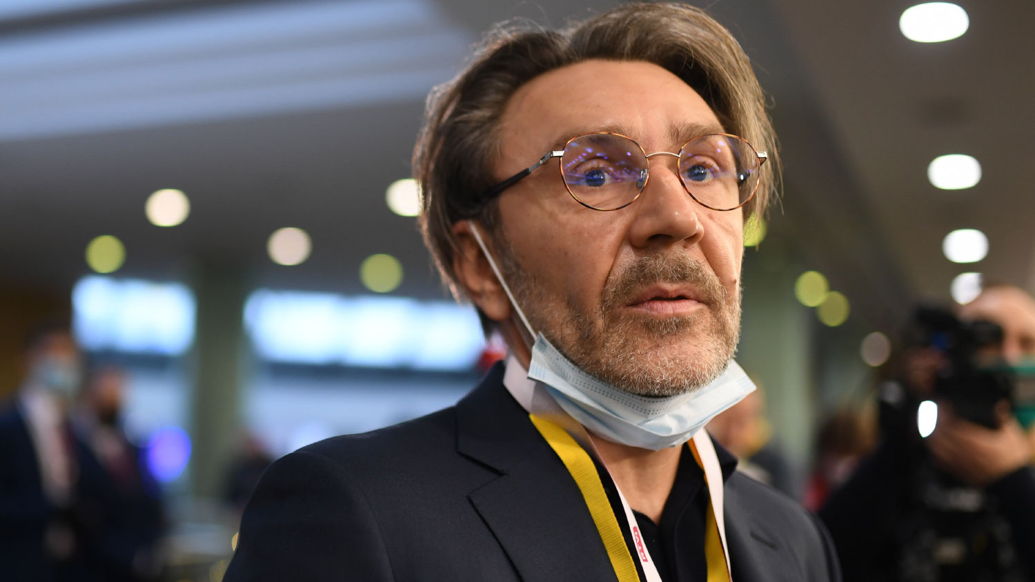 Шнуров написал стихотворение на смерть Мамонова, упомянув МакSim