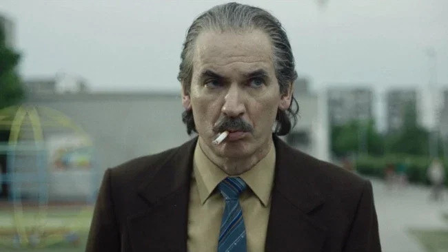 Звезда сериала «Чернобыль» Пол Риттер умер от рака мозга