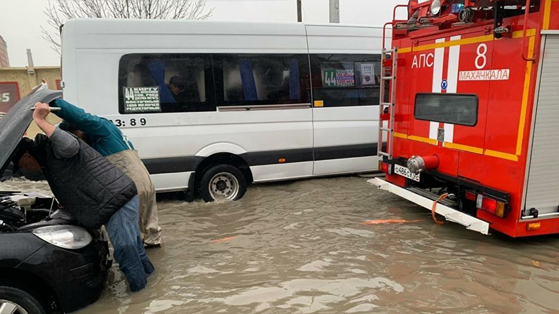 Погода в Дагестане: Потоп в еще одном российском регионе попал на видео