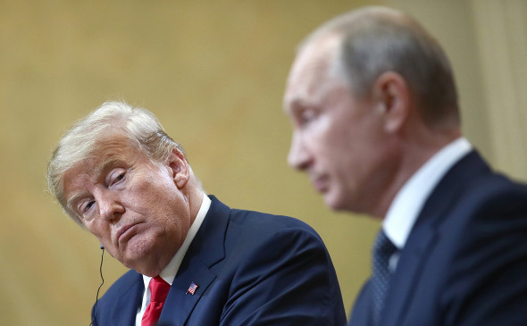 «Это гениально!»: Трамп о признании Путиным ДНР и ЛНР