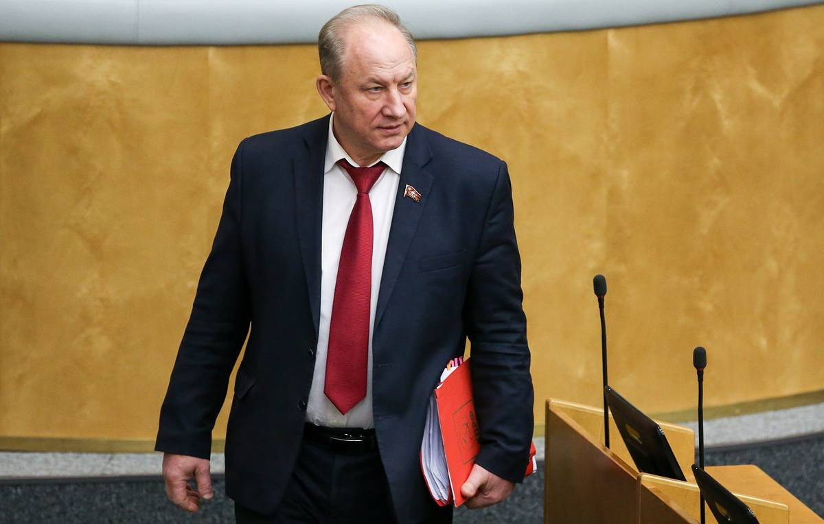 Депутат Рашкин признался, что выстрелил в лося