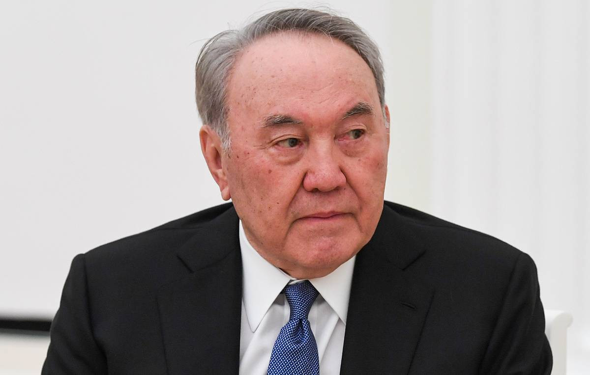 Объяснено появление Назарбаева после долгого молчания
