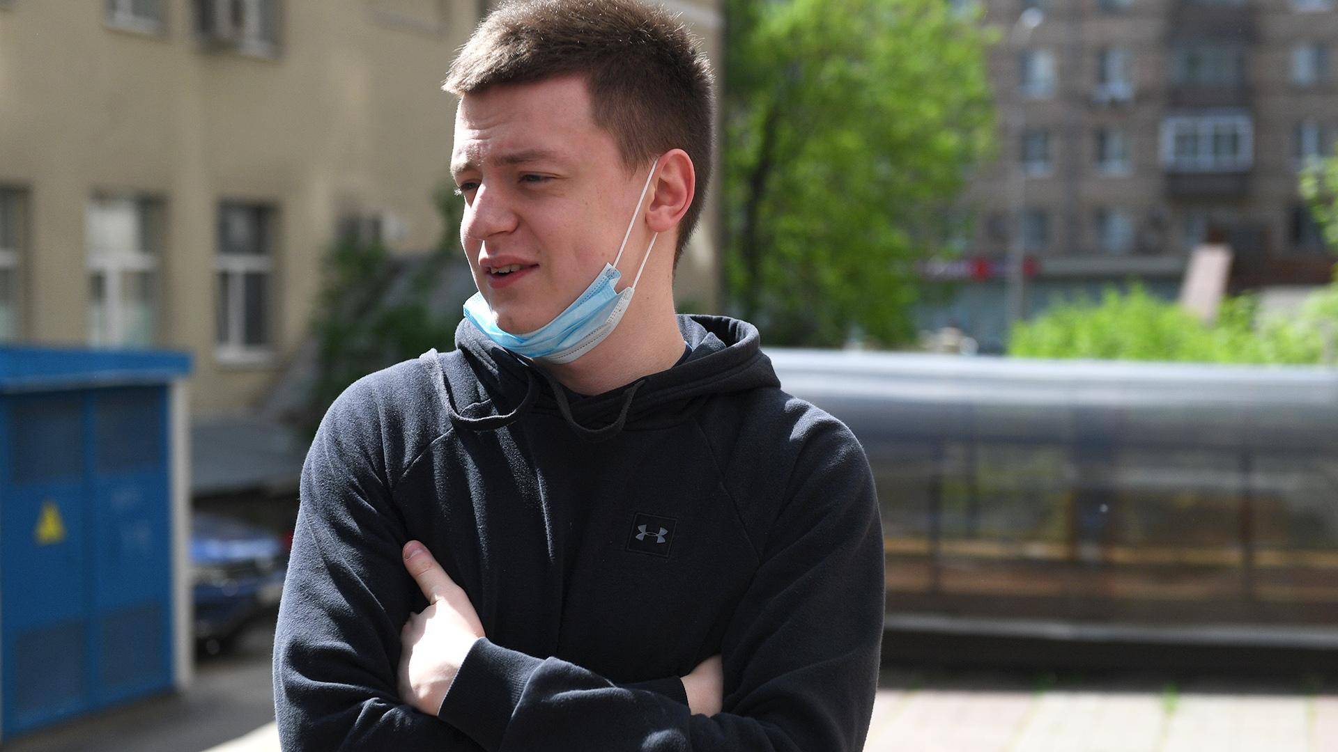 Суд решил судьбу блогера Mellstroy, избившего девушку во время стрима