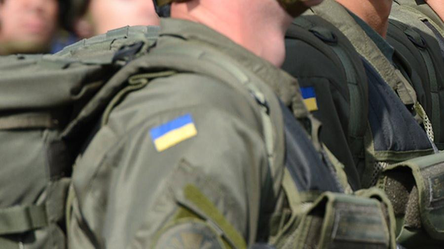 Украинский военный подорвался на мине в Донбассе