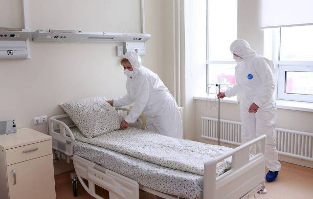 Инфекционист дал прогноз по срокам роста заболеваемости COVID-19 в России