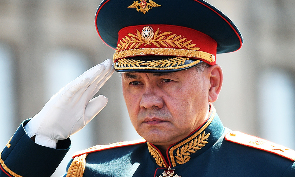 Шойгу сообщил о перемещении войск НАТО к границам России