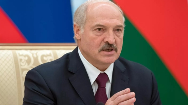 Лукашенко поручил подготовить поправки, связанные с отказом Белоруссии от нейтралитета