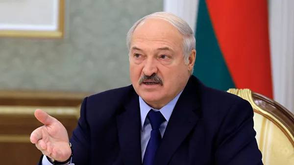 Александр Лукашенко призвал белорусов заводить минимум троих детей